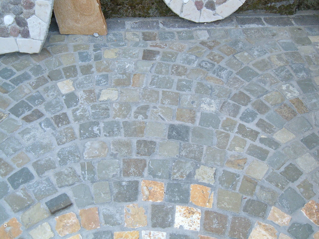 cubetti balcano grigio 2